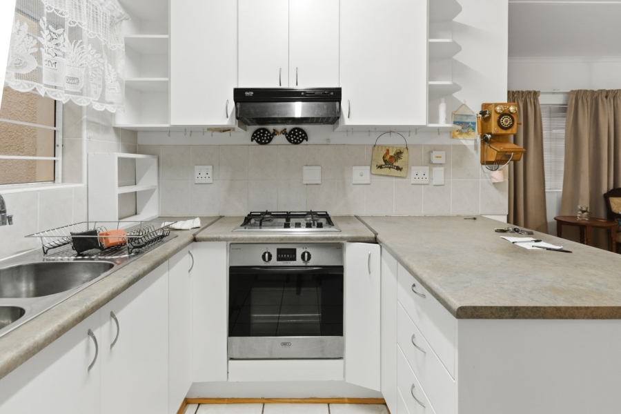 2 Bedroom Property for Sale in Admirals Park Western Cape